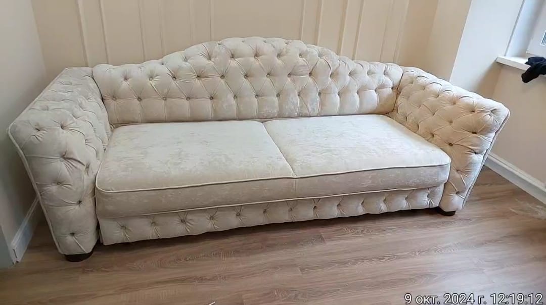 Замена обивки дивана на дому. Короча